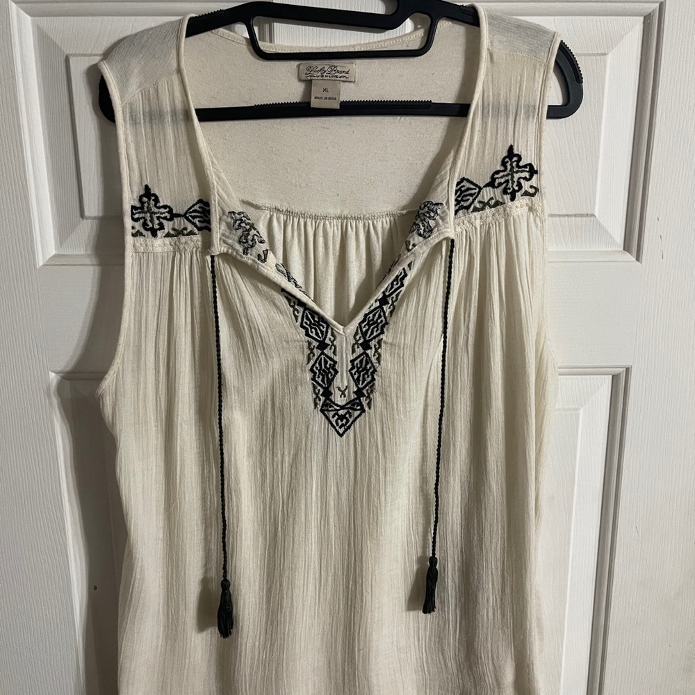 Lucky Brand. Embroidered XL Short Sleeve Shirt.